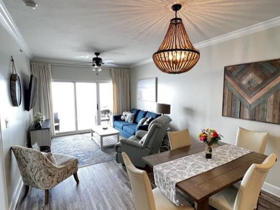 4th image of 401 E Beach Blvd Unit 507