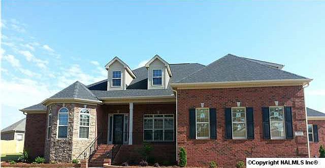 2nd image of 4 Hadley Hill Ln