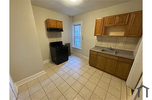 220 Roseville Ave #207 Photo 1