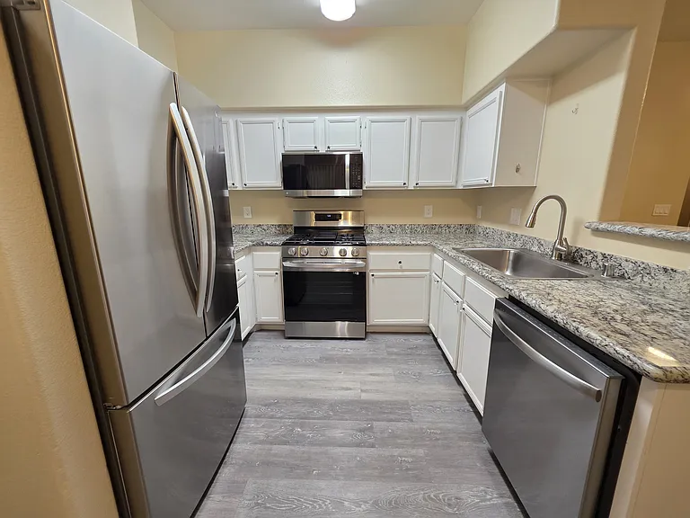 9050 W Warm Springs Rd #1077 — Photo 11