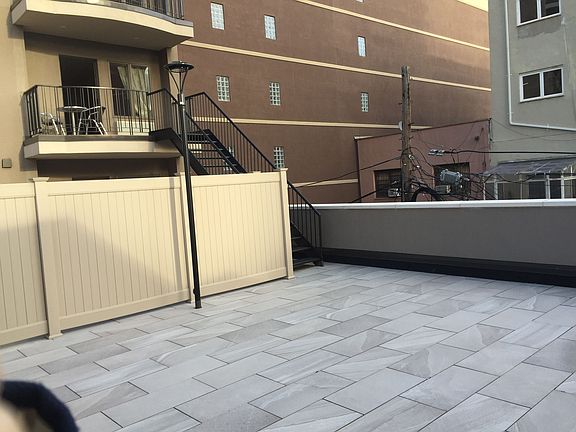 3rd image of 2513 27th St APT 3D