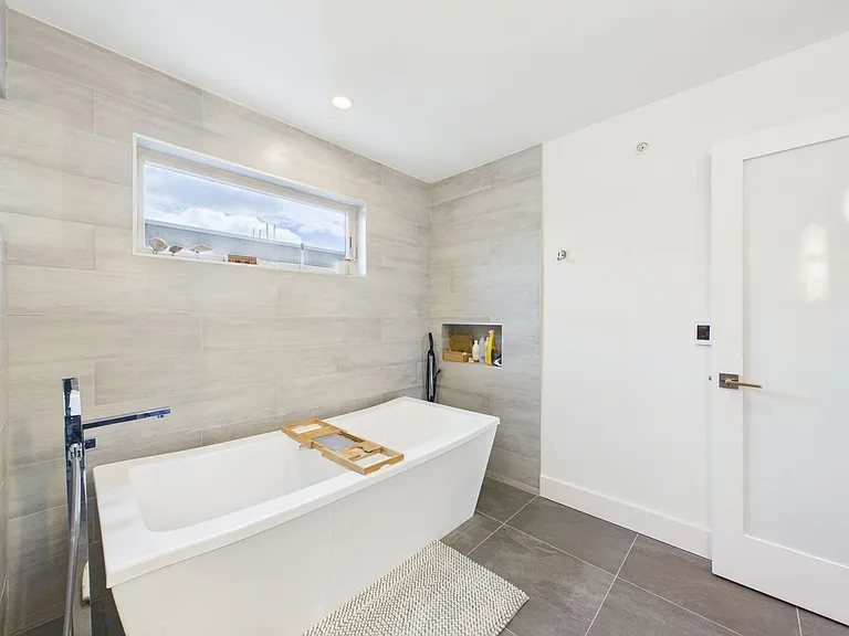 1335 S Garnet St — Photo 69