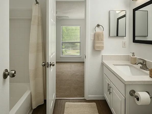6939 Winters Chapel Rd #1, Atlanta, GA