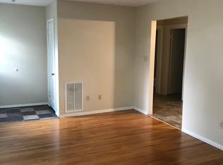 238 Parliament Rd, Shady Spring, WV 25918