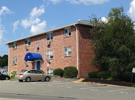 1st image of 236 Low St APT 9
