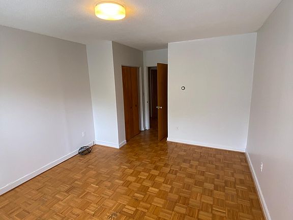 3rd image of 101 Mulberry St APT 220