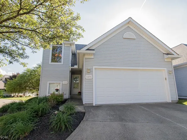 11296 Glen Eagles Dr, Painesville, OH 44077