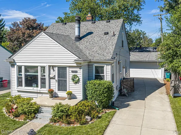 1850 Columbia Rd, Berkley, MI 48072