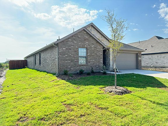 2nd image of 2018 Sycamore Ridge Trl