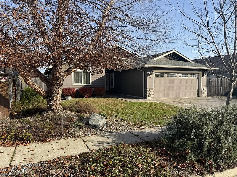 3 bed, 2.0 bath, $1,925 — Photo 3
