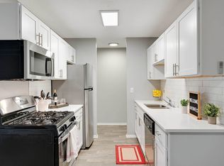 18900 Stratford Rd #2-5241, Minnetonka, MN 55345