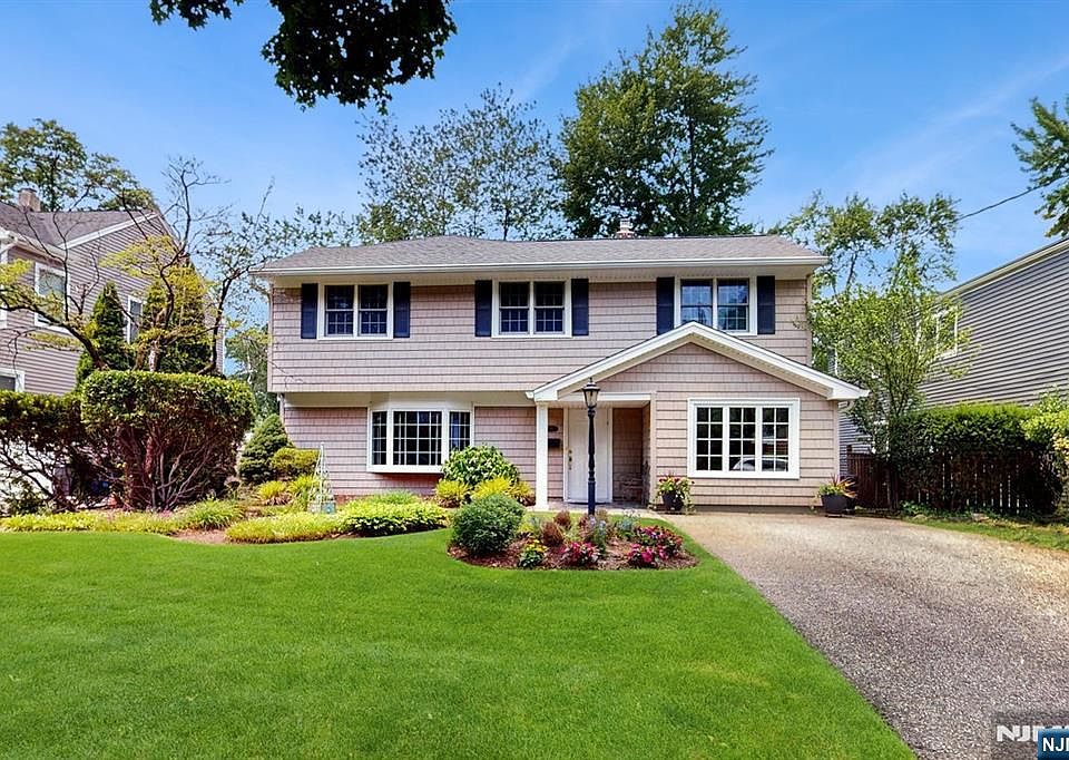 いなちゅう 785 7th Ave, River Edge, NJ 07661 | Zillow