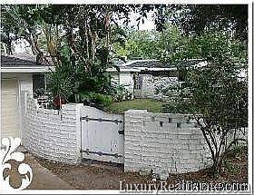 2nd image of 251 Riverside Dr