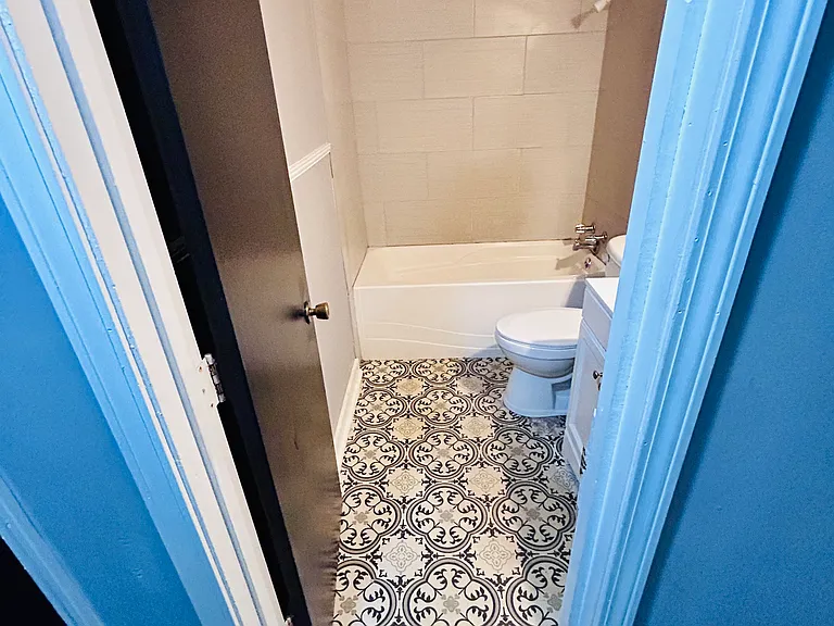 1764 Southhaven Cir — Photo 12