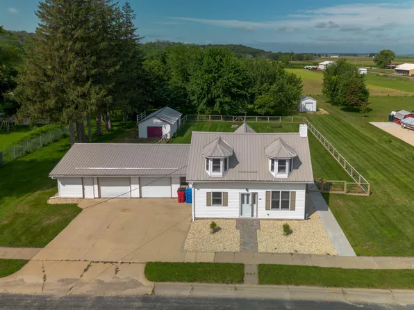 123 Center St S, Utica, MN 55979
