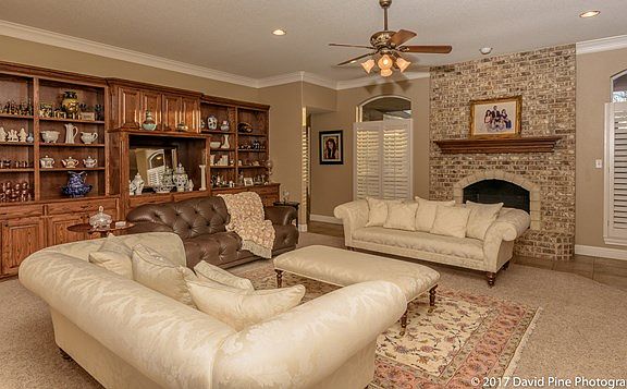4th image of 2013 Fringewood Dr