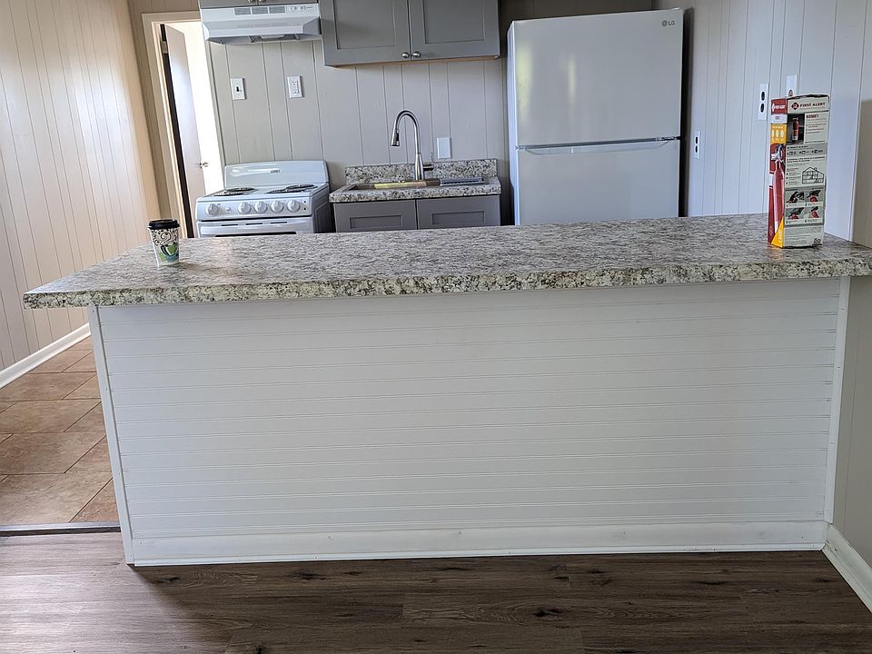 1st image of 200 E Watauga Ave #17289933