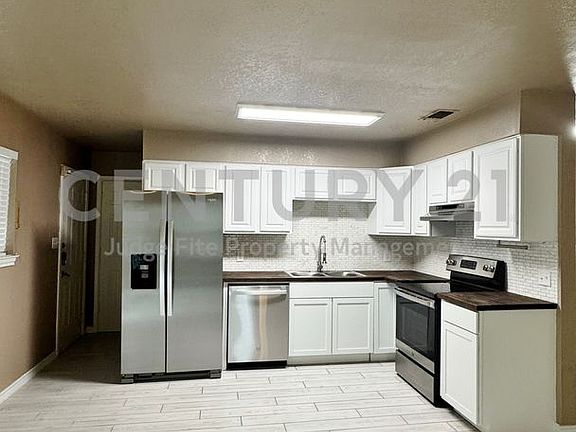 4th image of 7001 Porthville Dr