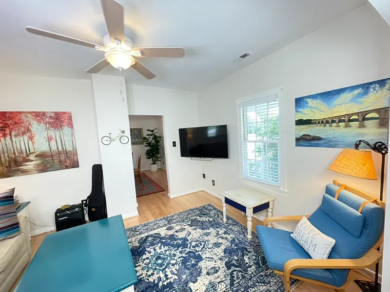 Capital Trail Cottage — Photo 2