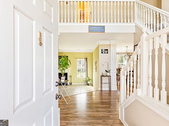 4th image of 2301 Vineyard Ct