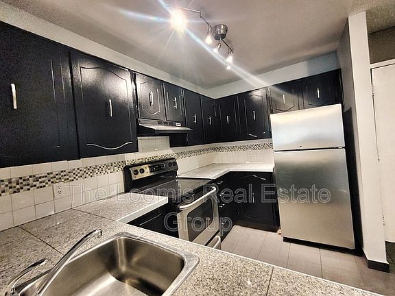 3rd image of 14916 26th St NW #301