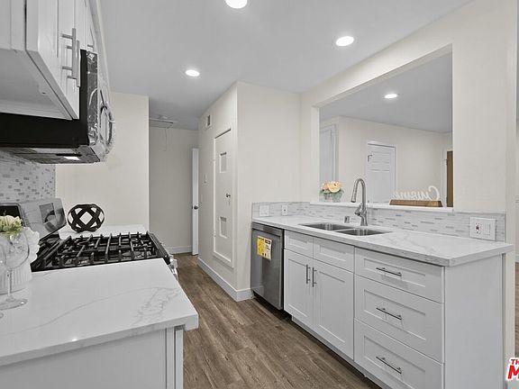 2nd image of 2153 E Aroma Dr Unit 111
