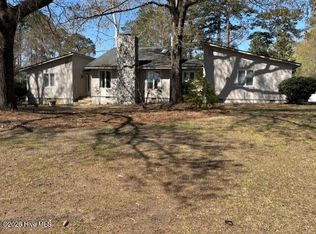 2422 Tram Rd, New Bern, NC 28562