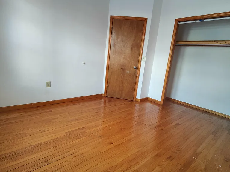 693 Kennedy Blvd #2 — Photo 6