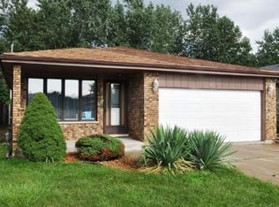 293 Exchange Ave, Calumet City, IL 60409