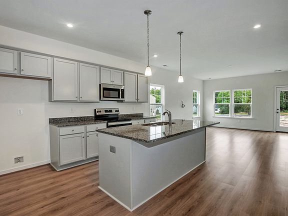 04-Kitchen