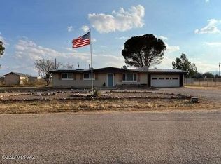 1204 E Christmas Tree Ln, Pearce, AZ 85625