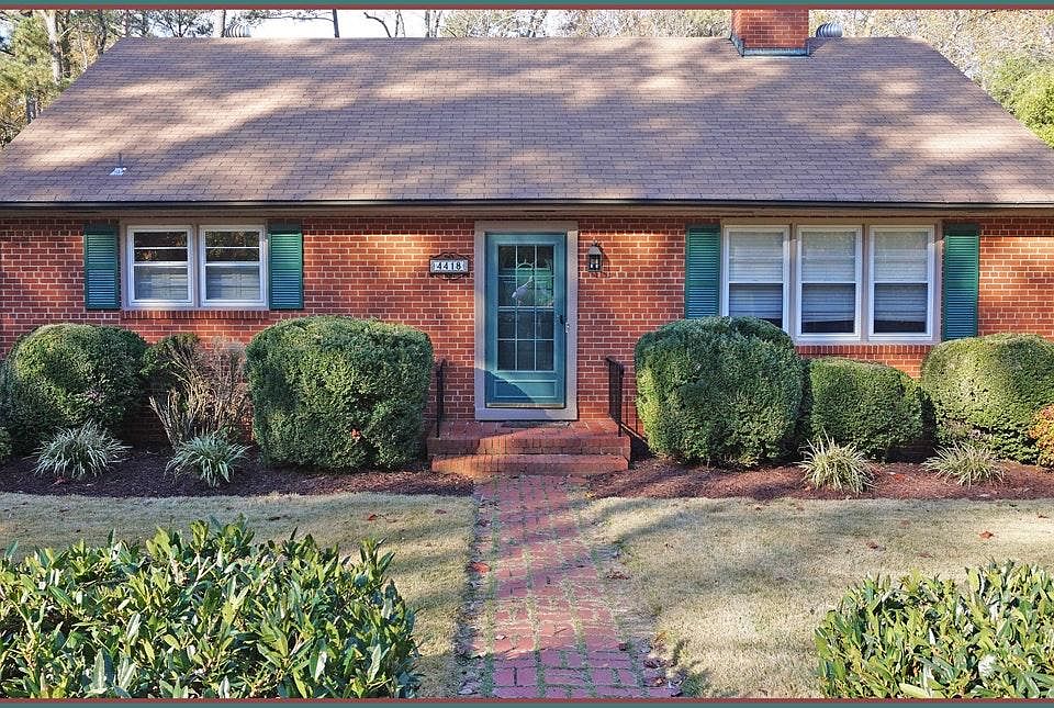 Quiet, Comfortable neighborhood on a quiet street near the Huguenot Flats of the James River