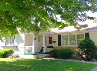 2920 Vine St, West Des Moines, IA 50265
