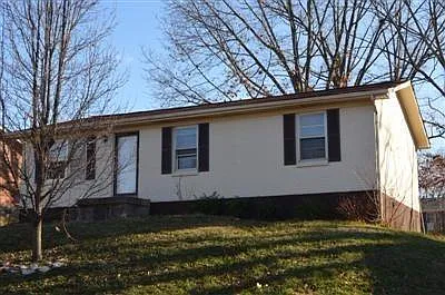 104 Coolbrook Dr photo 1