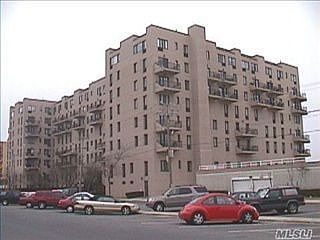4th image of 220-230 West Broadway