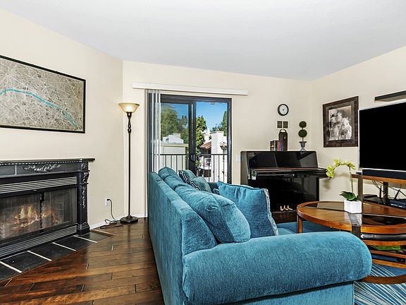 4th image of 2930 Broadway Unit 52