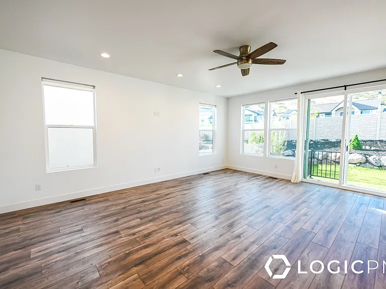 4903 W Upper Bend Dr — Photo 4