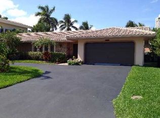 3329 NE 169th St, North Miami Beach, FL 33160