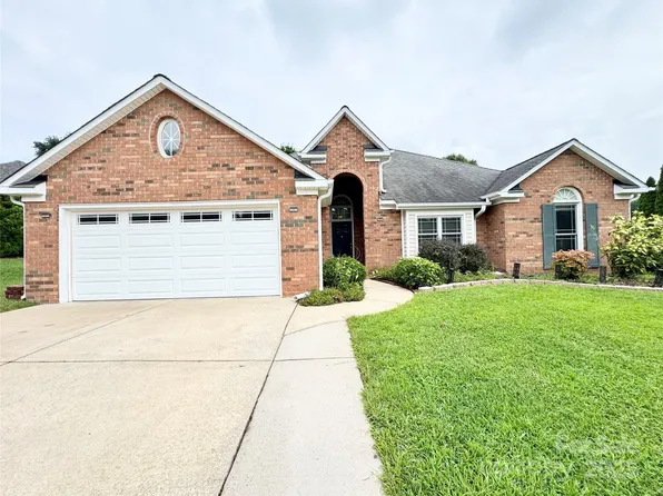 1254 Abbey Ridge Pl NW, Concord, NC 28027