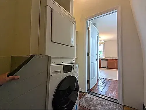 29 Brighton St #3 Photo 1
