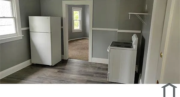 2 bed, 2352 sqft, $1,209 — Photo 3