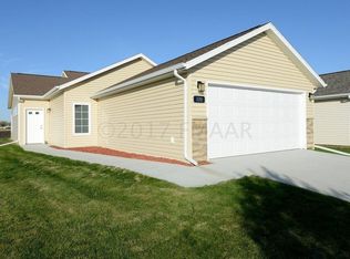 3711 34th St S, Moorhead, MN 56560