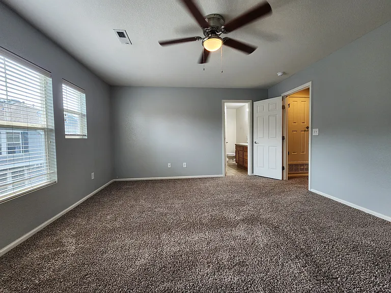 17170 Waterhouse Cir #B — Photo 25