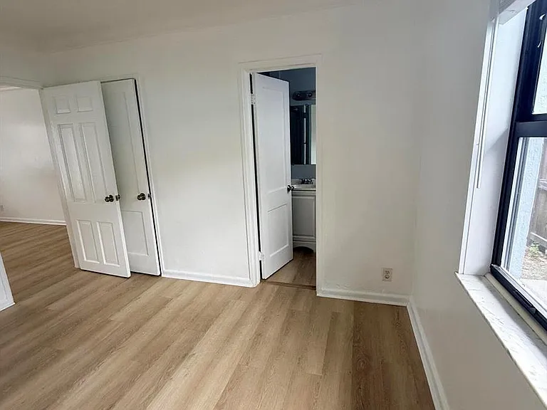 220 Walton Blvd #2 — Photo 12