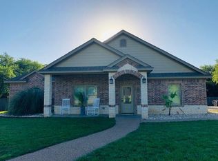 207 Cresthill Cir, Valley Mills, TX 76689