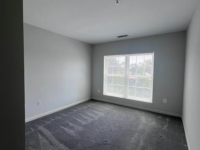 Dunn Loring Metro Apartments — Photo 8