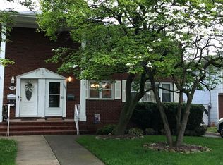 509 Oak Ave, Staten Island, NY 10306