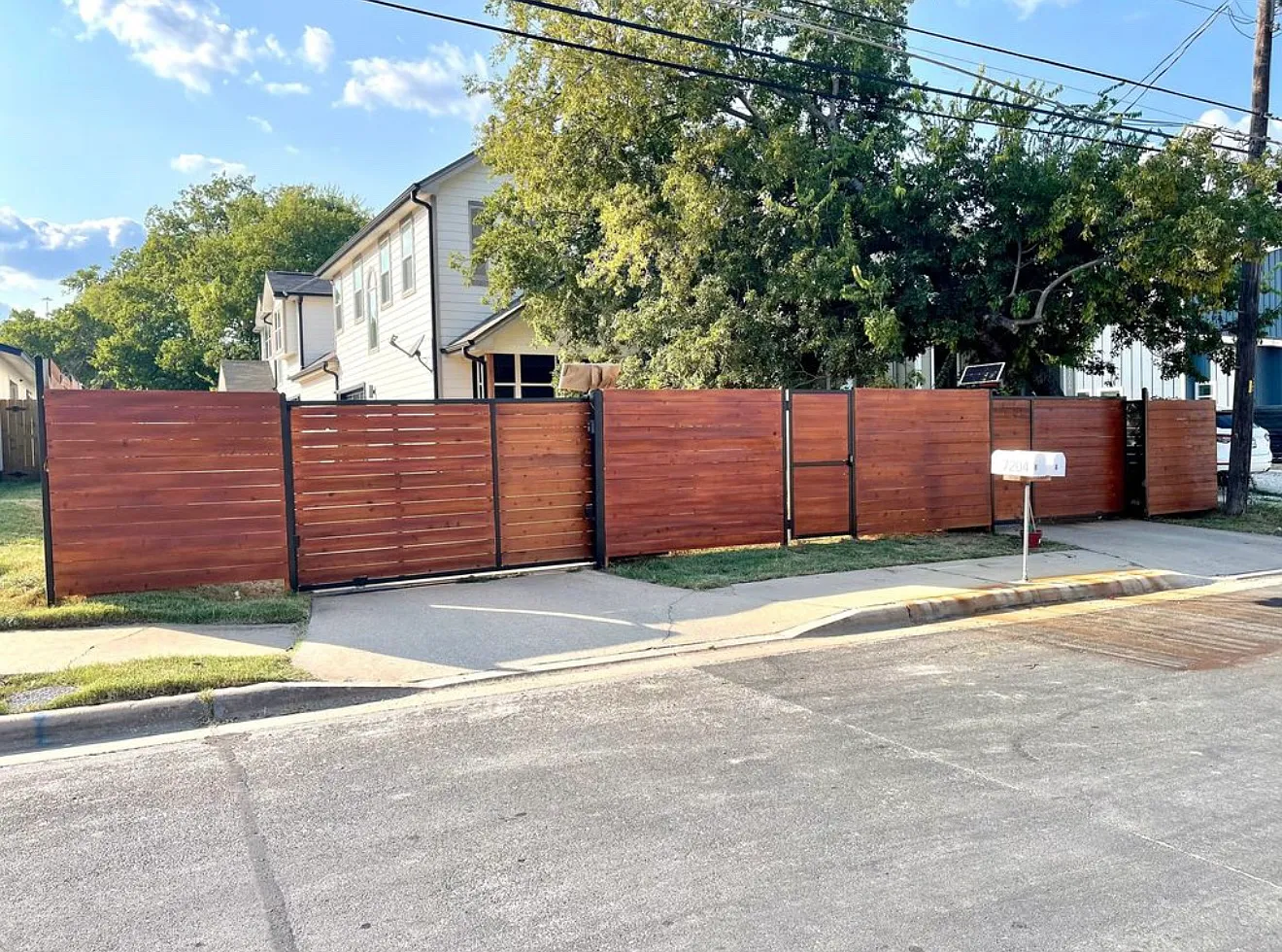 7204 Carver Ave — Photo 1