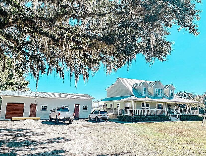 2nd image of 13716 Bellamy Brothers Blvd