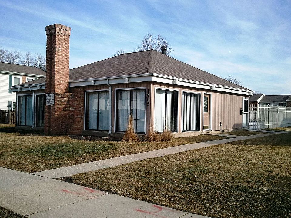 2nd image of 1918 Kenilworth Cir APT C
